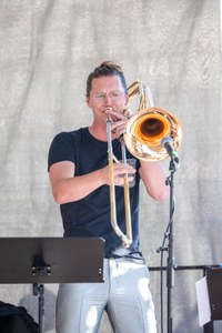 12-h-Konzert_Buchegger-074.jpg