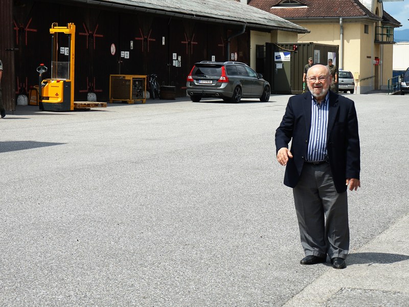 KZ-Überlebender Jozef Lewkowicz besucht KZ-Gedenkstätte